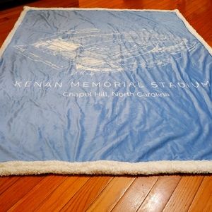 Chapel hill Kenan memorial stadium sherpa throw